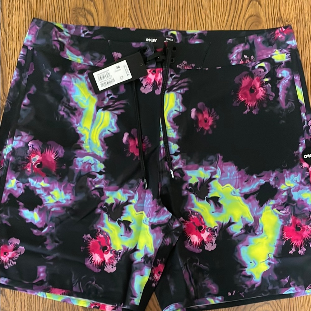 Oakley Men's Black Floral Swim Shorts